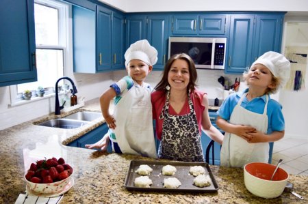 Mom S Classic Strawberry Shortcake The Fountain Avenue Kitchen