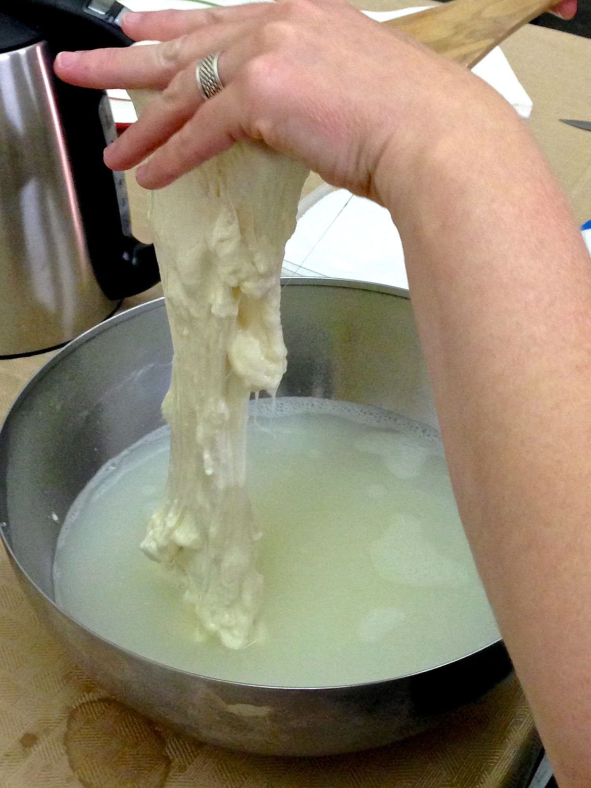 An Education in Cheese...Stretching Mozzarella The Fountain Avenue