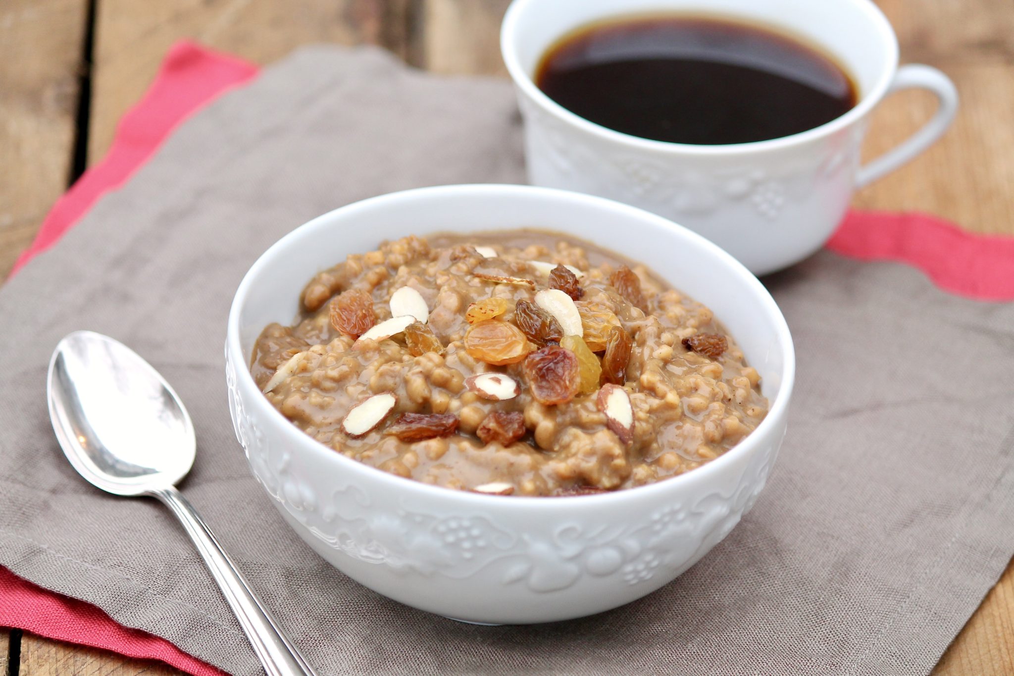 Slow Cooker Gingerbread Steel Cut Oats (with easy day before method