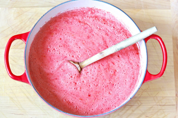 After blending, the tomato mixture looks pink and frothy. No worries...