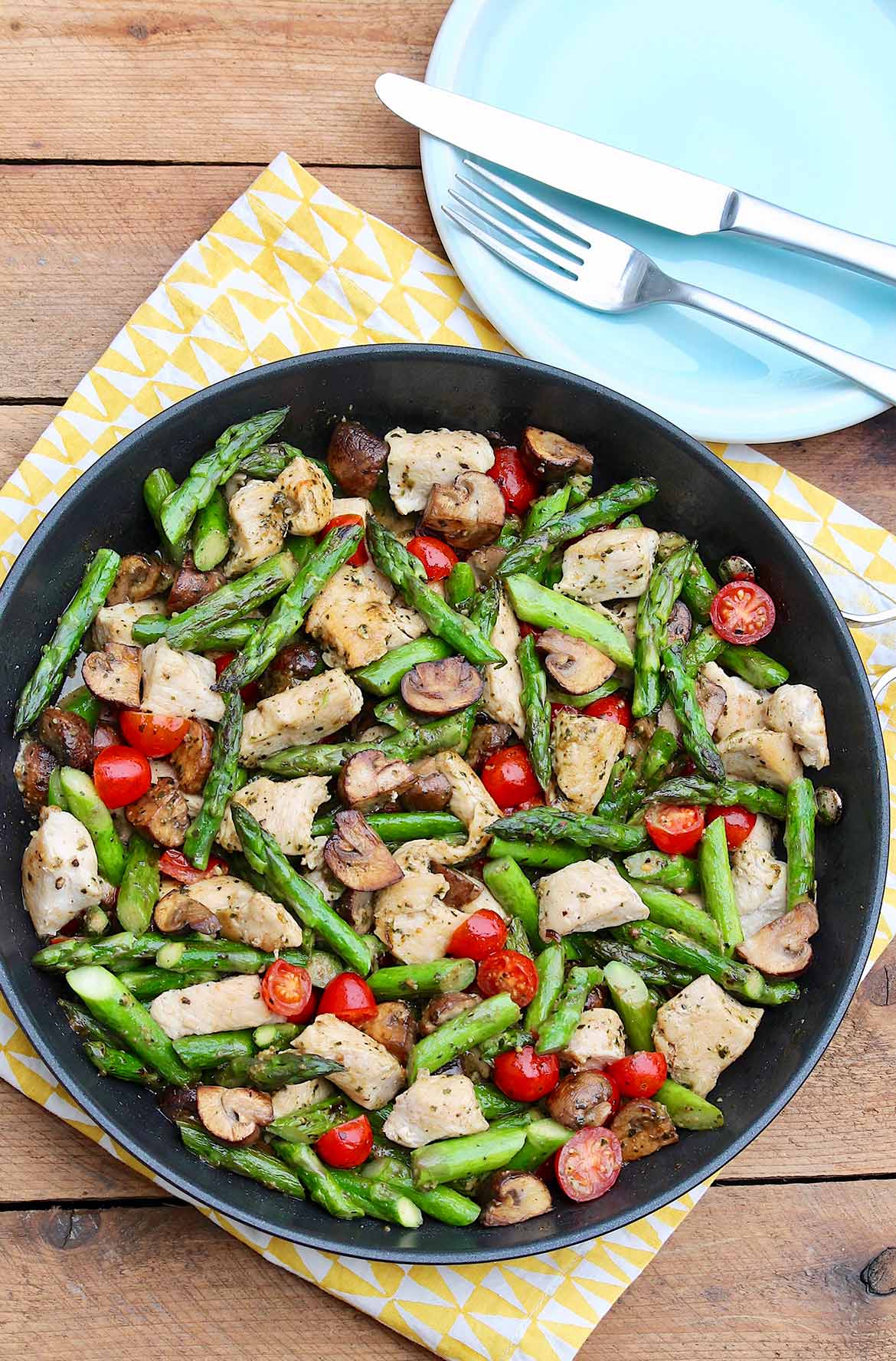 One-Pan Pesto Chicken and Veggies provides filling protein and a hearty serving of colorful vegetables for a speedy, flavor-packed weeknight meal!