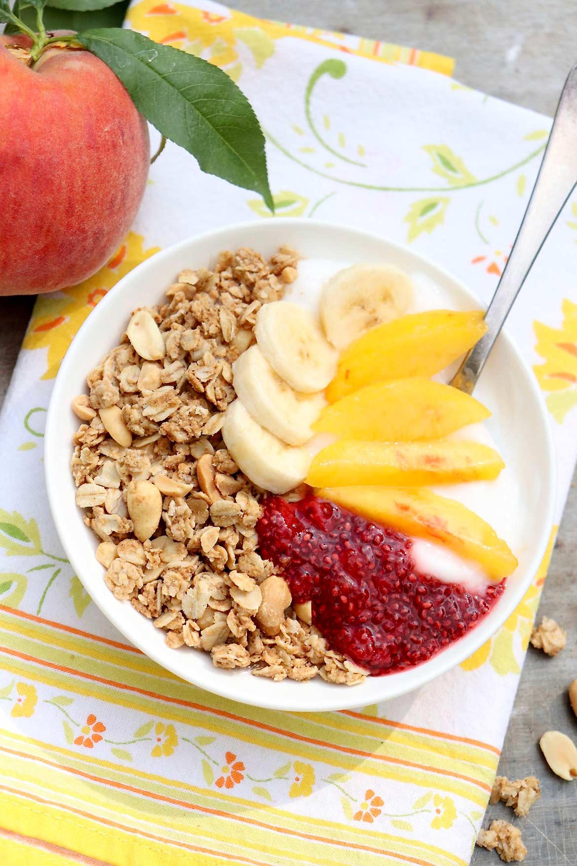 How to Build a Better Yogurt Bowl ~ A yogurt bowl might not sound like anything new and exciting, but a slightly different approach can turn this easy breakfast into a new favorite — and it just so happens to be healthy, filling, and undeniably satisfying!
