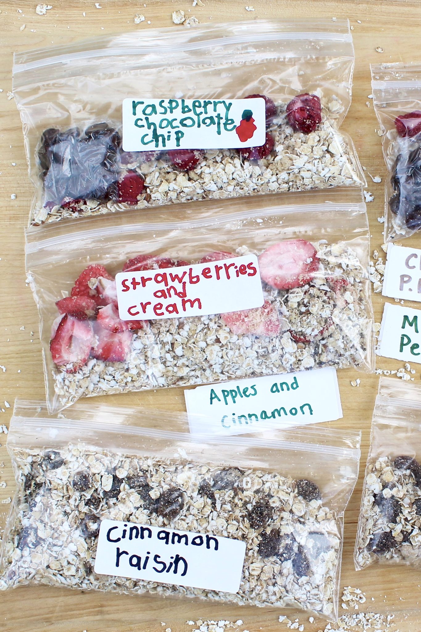 Homemade Instant Oatmeal Packets ~ Mix and match an extensive list of options to create healthy and economical alternatives to the store-bought packets. Kid- and adult-friendly!