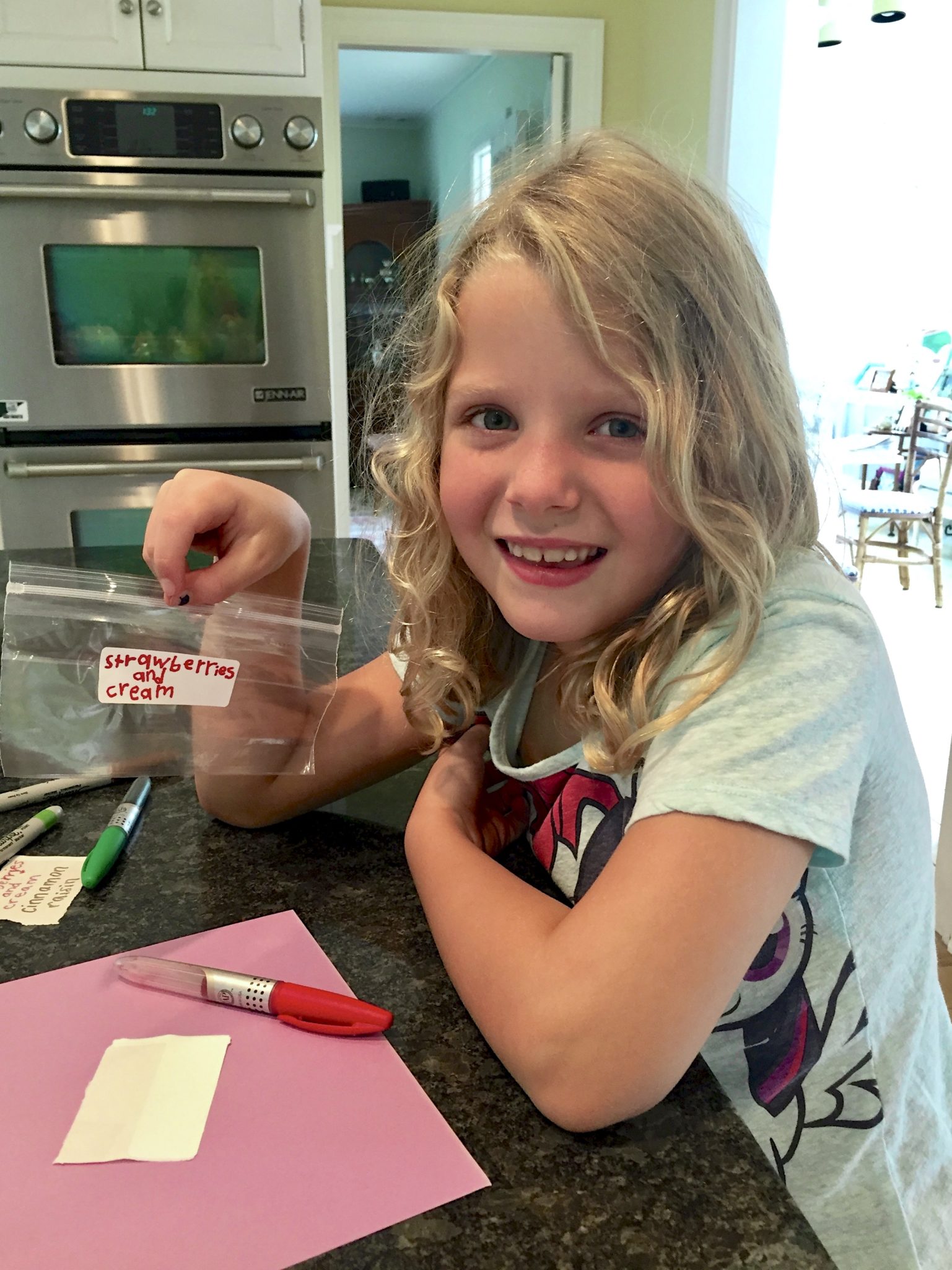 Homemade Instant Oatmeal Packets ~ Mix and match an extensive list of options to create healthy and economical alternatives to the store-bought packets. Kid- and adult-friendly!