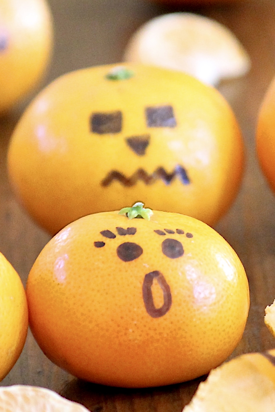 Clementine Jack-o’-lanterns – These healthy snacks make a fun project for children, whether at home or school parties, and are a welcome lunchbox surprise. There’s a fun story behind them (plus an important tip for making the ink stick), and because every good celebration can benefit from some themed trivia, I’ve included some Halloween fun facts to use as conversation starters at holiday parties and around the dinner table.