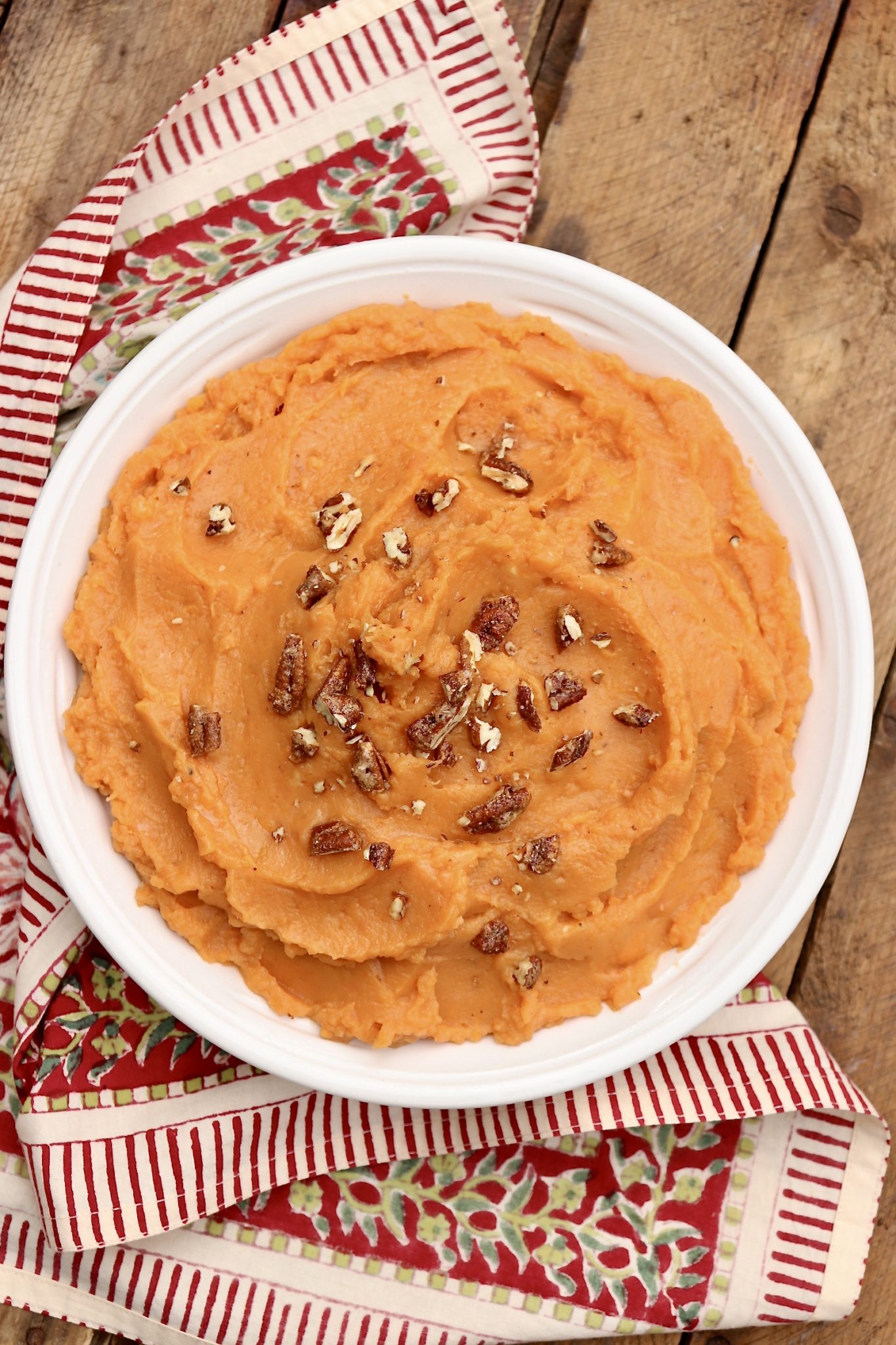 Maple Mashed Sweet Potatoes are vegan, gluten-free, dairy-free (you get the point!) and taste amazing. Leftovers are great reheated and can be used for satisfying breakfast bowls.