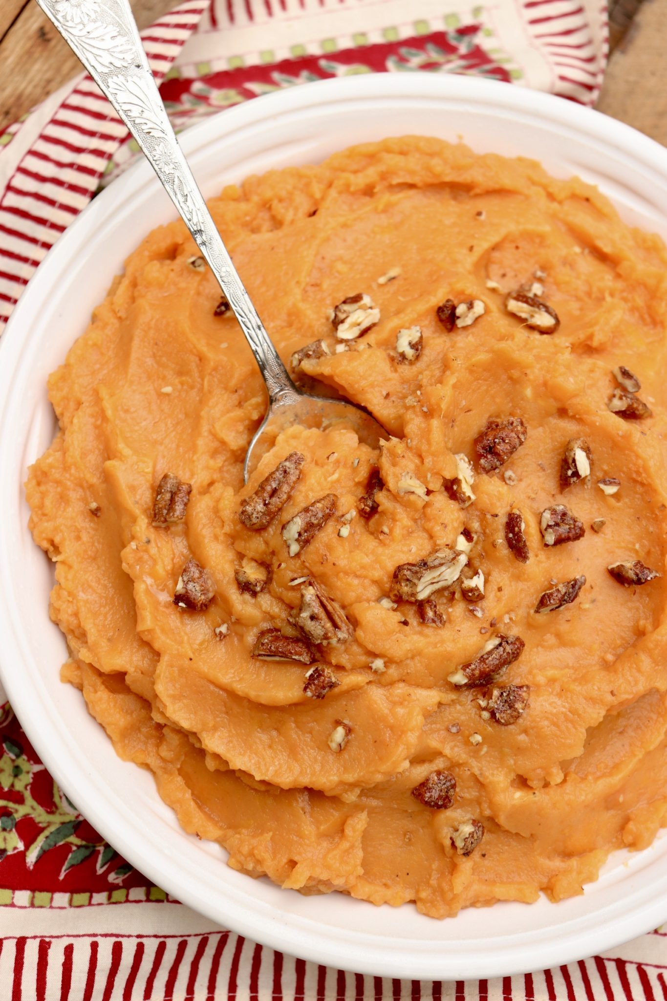 Maple Mashed Sweet Potatoes are vegan, gluten-free, dairy-free (you get the point!) and taste amazing. Leftovers are great reheated and can be used for satisfying breakfast bowls.