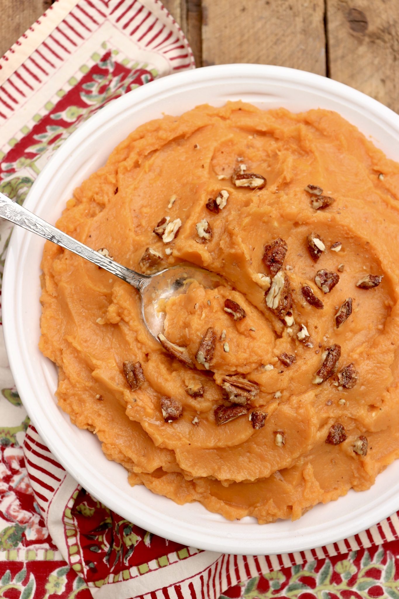 Maple Mashed Sweet Potatoes are vegan, gluten-free, dairy-free (you get the point!) and taste amazing. Leftovers are great reheated and can be used for satisfying breakfast bowls.