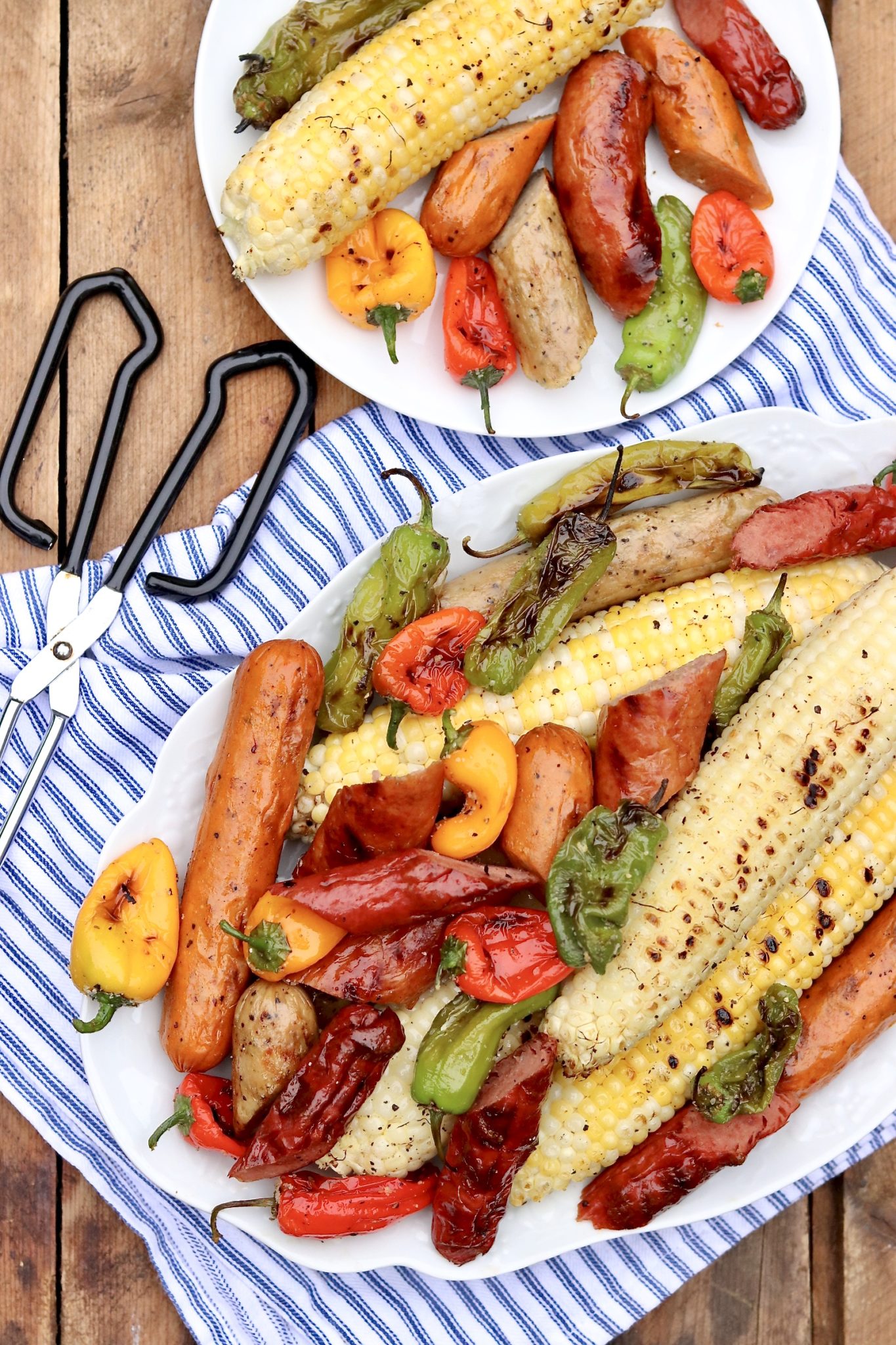 Easy Grilled Sausage, Pepper & Corn Dinner-A fun, family-style meal that captures the essence of summer and can be customized to taste. It's quick, easy and perfect for busy weeknights and casual entertaining.