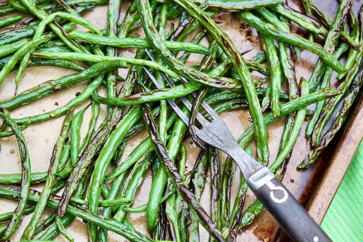 Such a quick, easy (and tasty!) way to cook green beans
