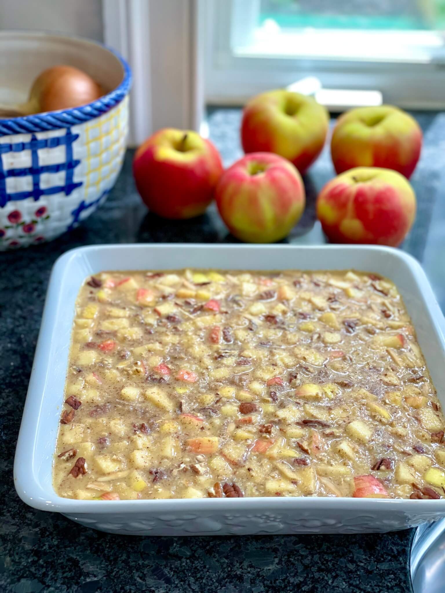 Steel cuts oats add chewy, nutty deliciousness to the classic baked oatmeal in this healthy, customizable, make-head breakfast!