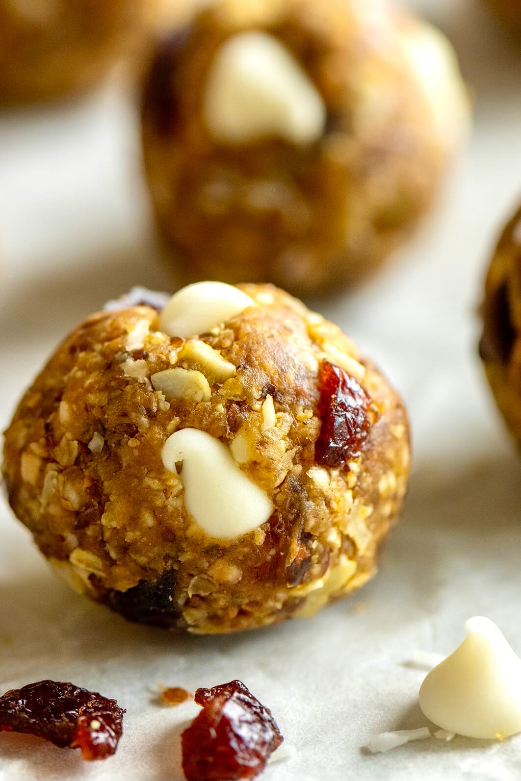 Capture the flavors of the season with these no-bake, satisfying bites that come together quickly and offer an option with zero added sugars or syrups.