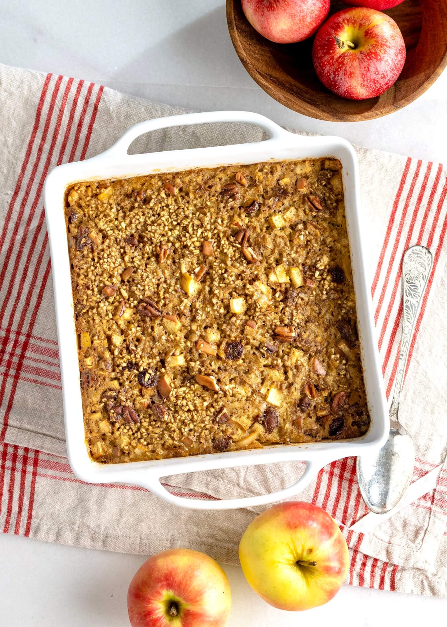Steel cut oats add something exciting to the world of baked oatmeal in this prep-ahead breakfast that's worth waking up for!
