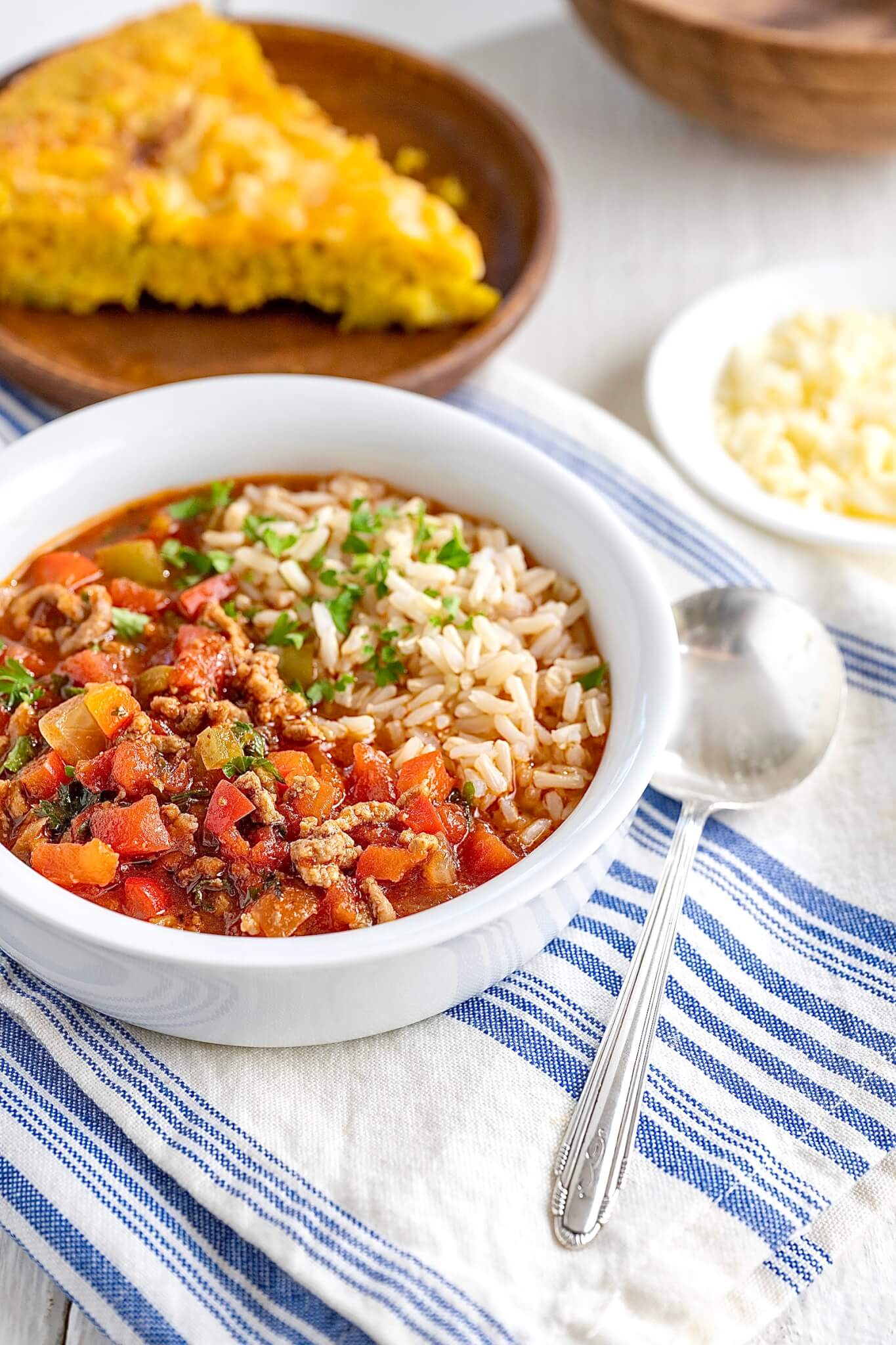 This all-in-one meal delivers the hearty, wholesome deliciousness of traditional stuffed peppers in a soul-warming soup!