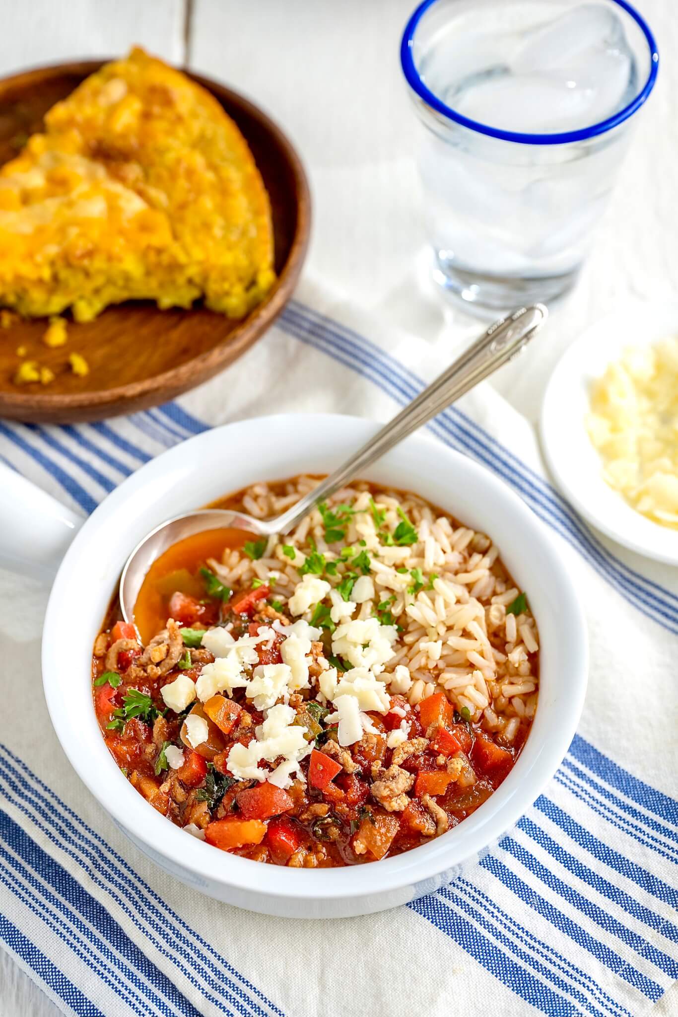 This one-pot meal offers all the hearty, wholesome deliciousness of traditional stuffed peppers in a soul-warming soup!