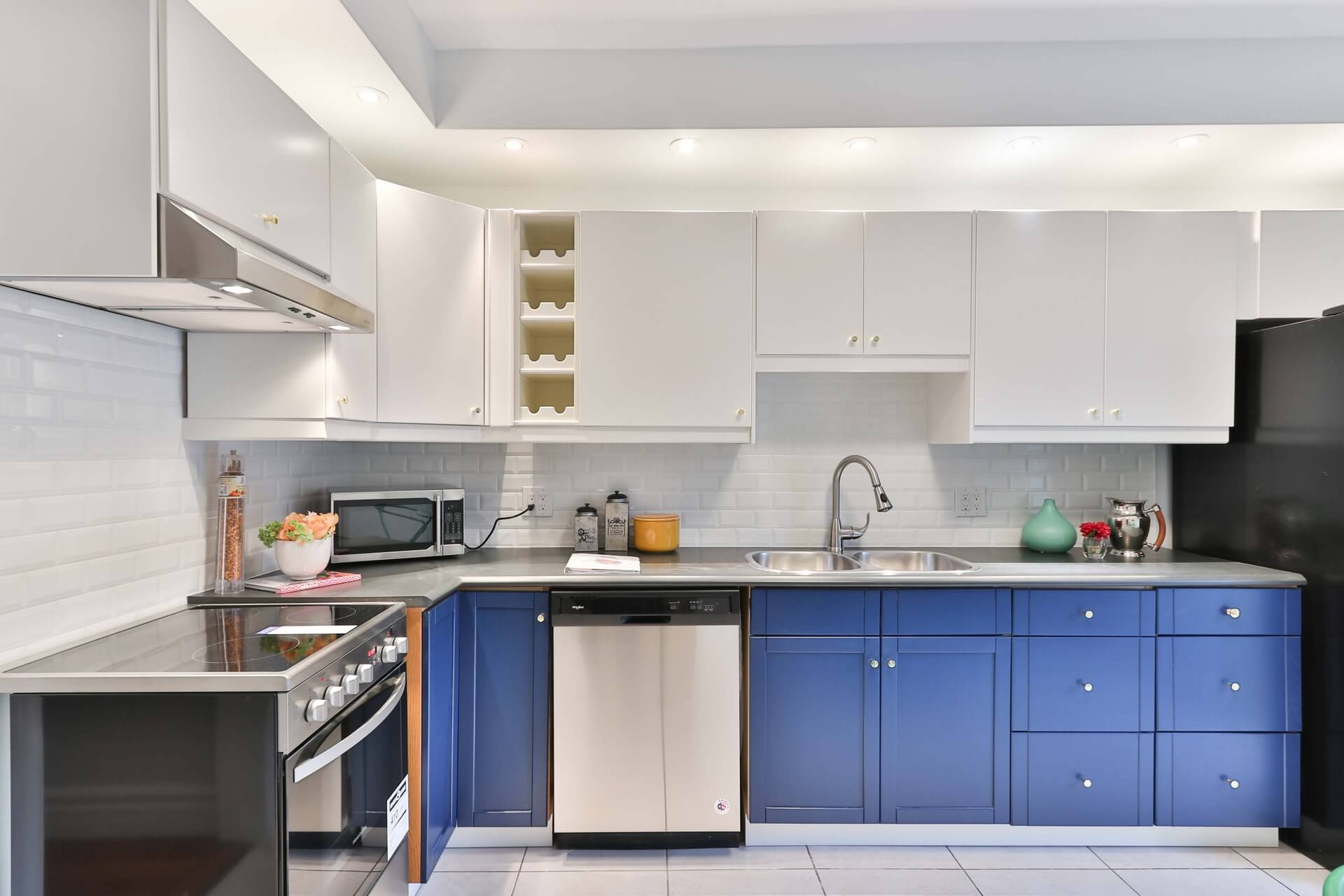 Kitchen Cabinet Design Ideas