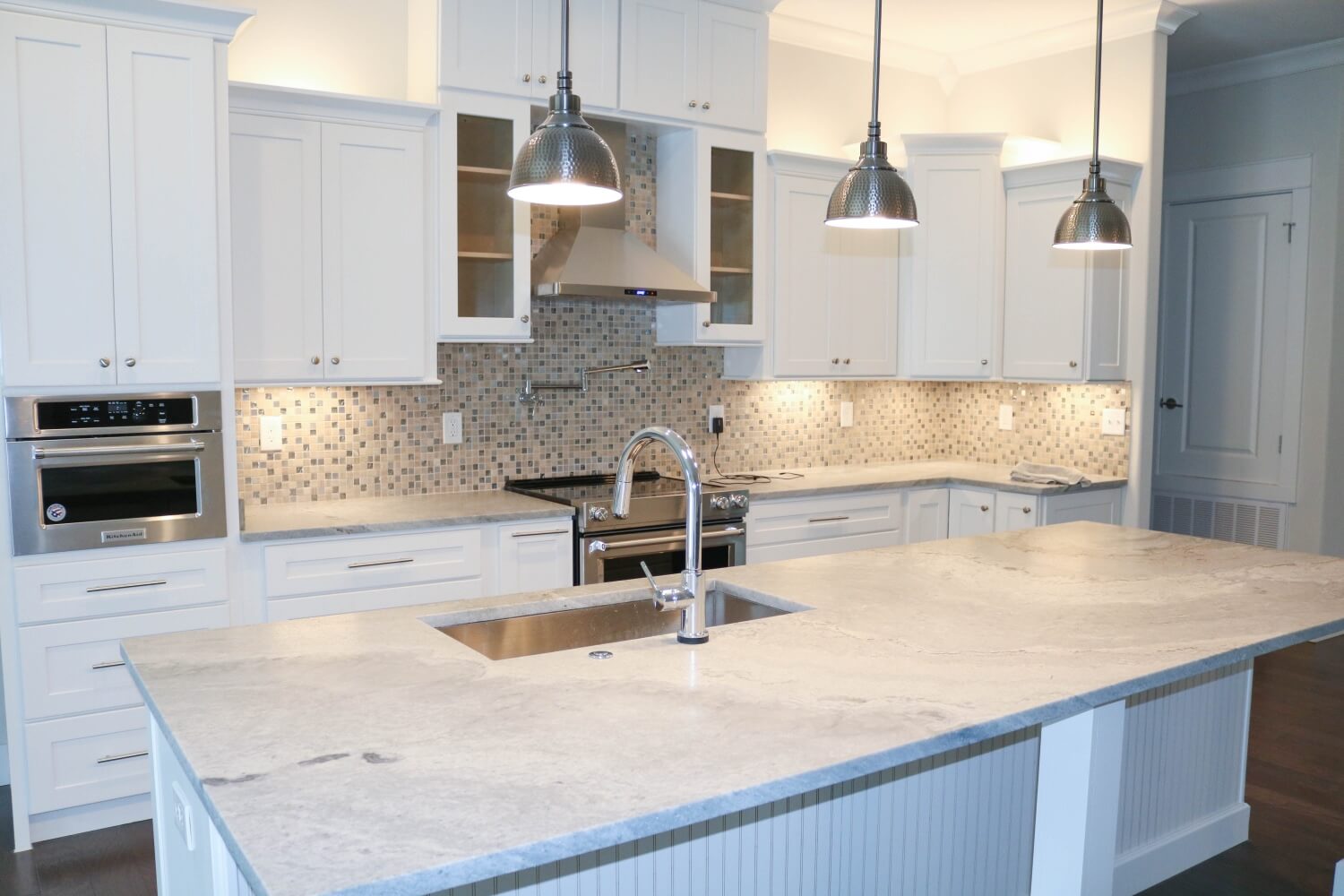 Large Kitchen Island Design