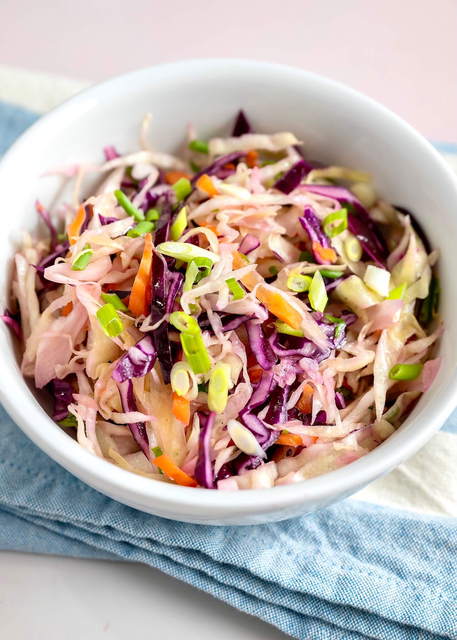 Use this light vinaigrette for an easy slaw that adds a tangy pop of flavor and crisp crunch to fish tacos, burgers, burrito bowls, BBQ, and more. Or enjoy as a dressing on green salads to accompany your favorite Mexican, South Asian, and American cuisine.