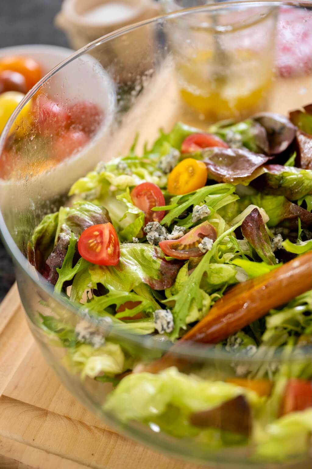 The shallot vinaigrette is the hallmark of this crisp salad, which is versatile enough to pair with nearly any meal and easy enough to enjoy every day!