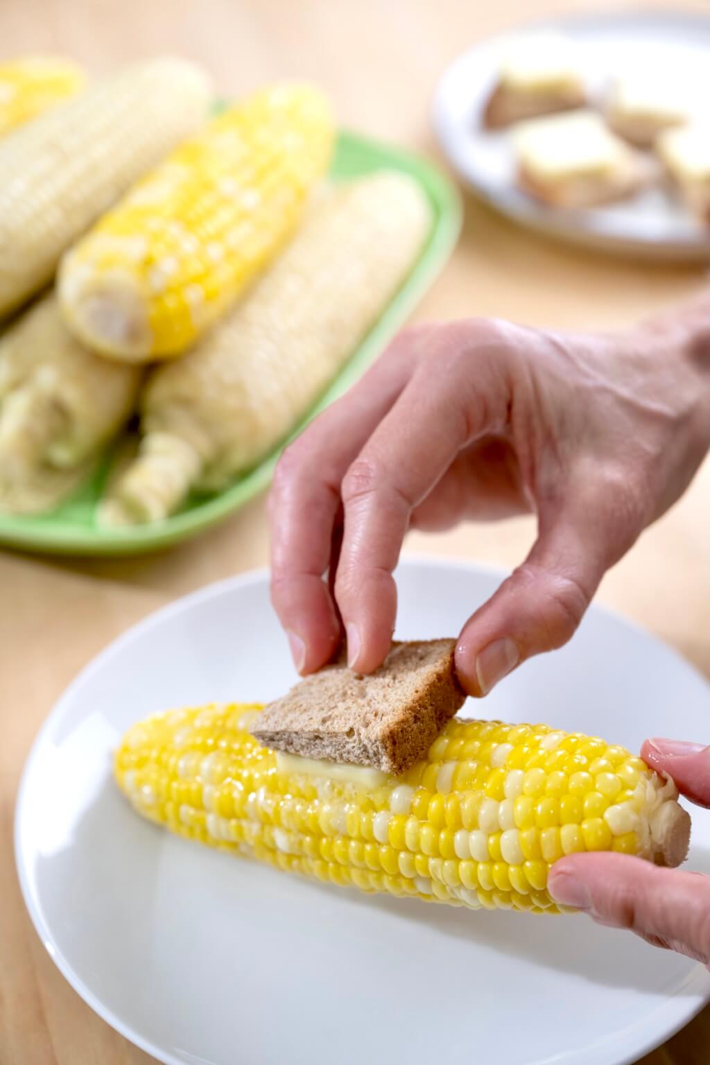 The Best Way to Butter Corn on the Cob The Fountain Avenue Kitchen